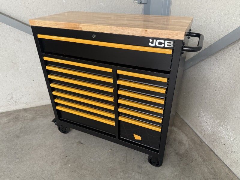 JCB 42” Profi-Werkzeugwagen mit kompletter Ausstattung