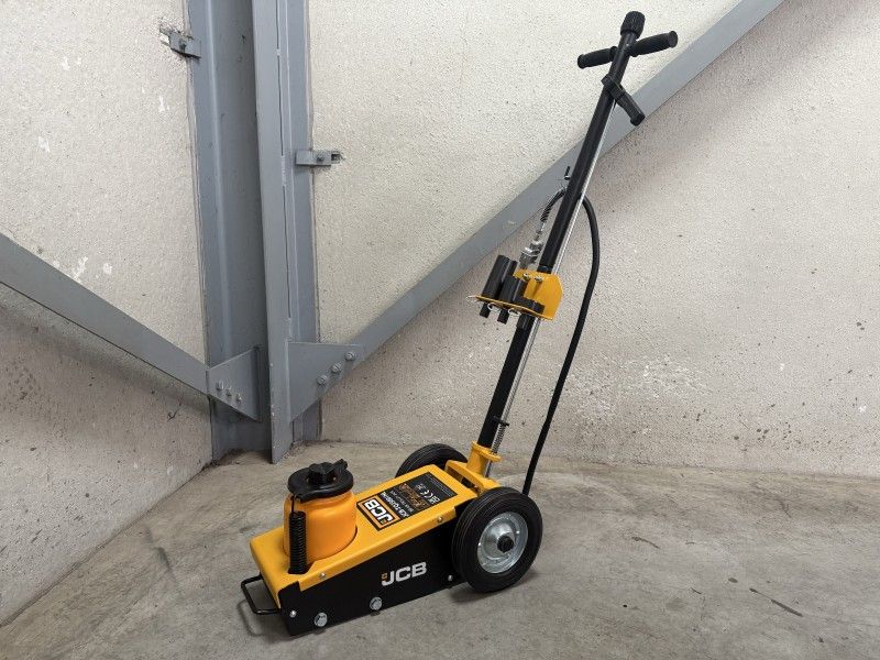 JCB 35-metric-ton Hydropneumatic Garage Jack
