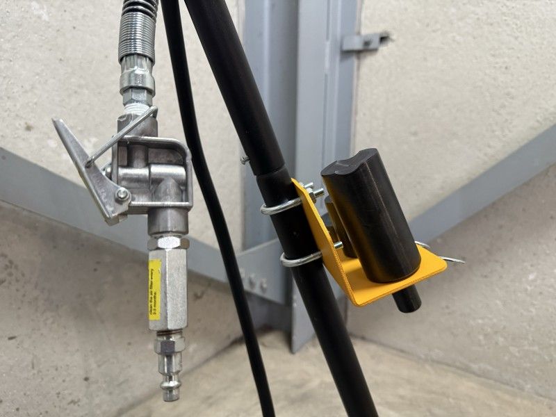 JCB 35-metric-ton Hydropneumatic Garage Jack