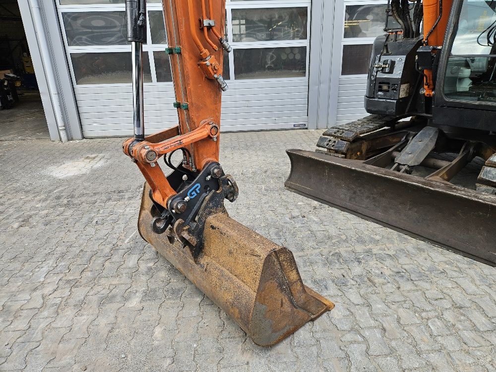 Hitachi ZX85US-6