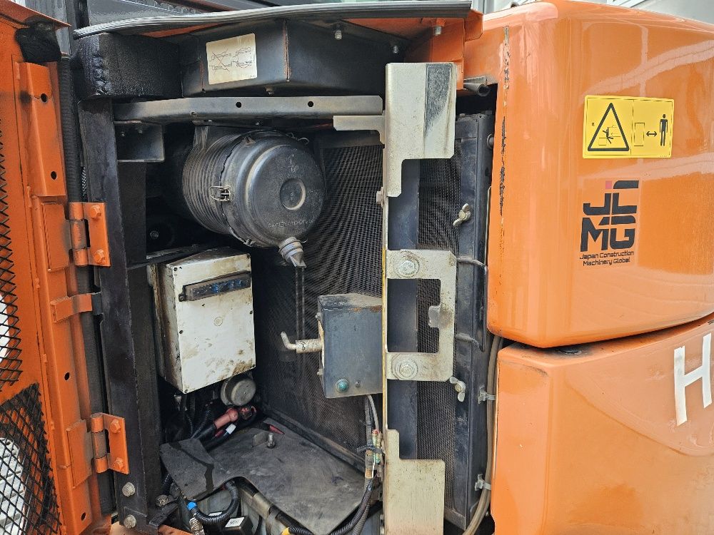 Hitachi ZX85US-6