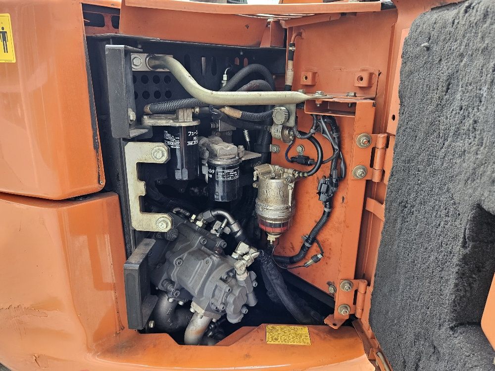 Hitachi ZX85US-6
