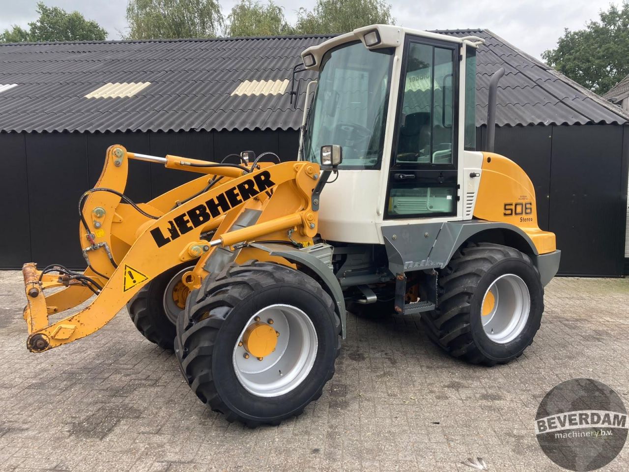 Liebherr L506 Stereo