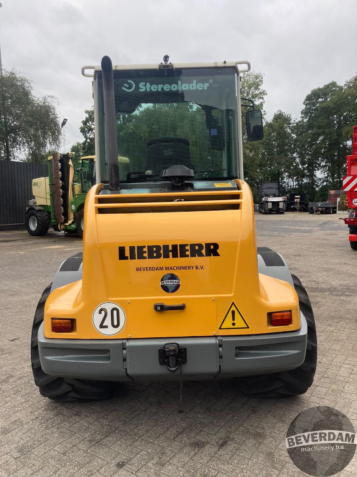 Liebherr L506 Stereo
