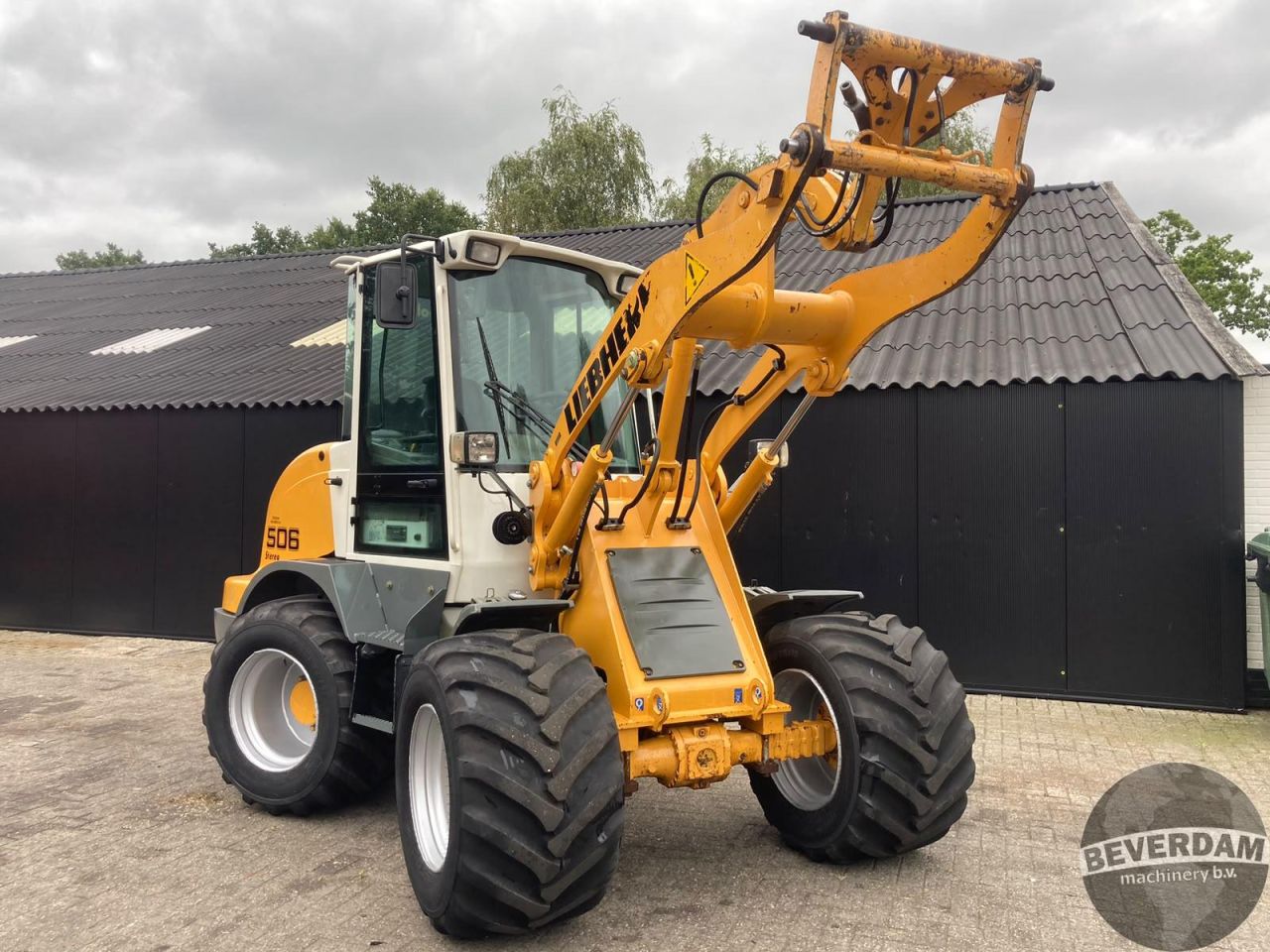 Liebherr L506 Stereo