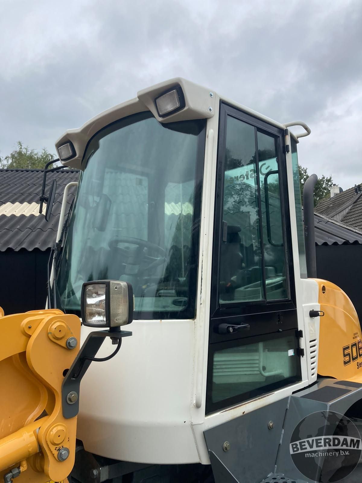 Liebherr L506 Stereo