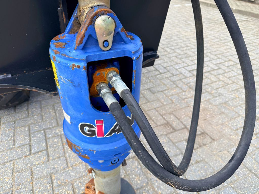 Giant Boorunit 3500Max met houtsplijter