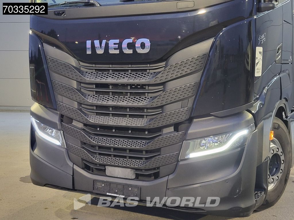 Iveco S-Way S-Way 510 4X2 ACC Navi 80% Tyres!