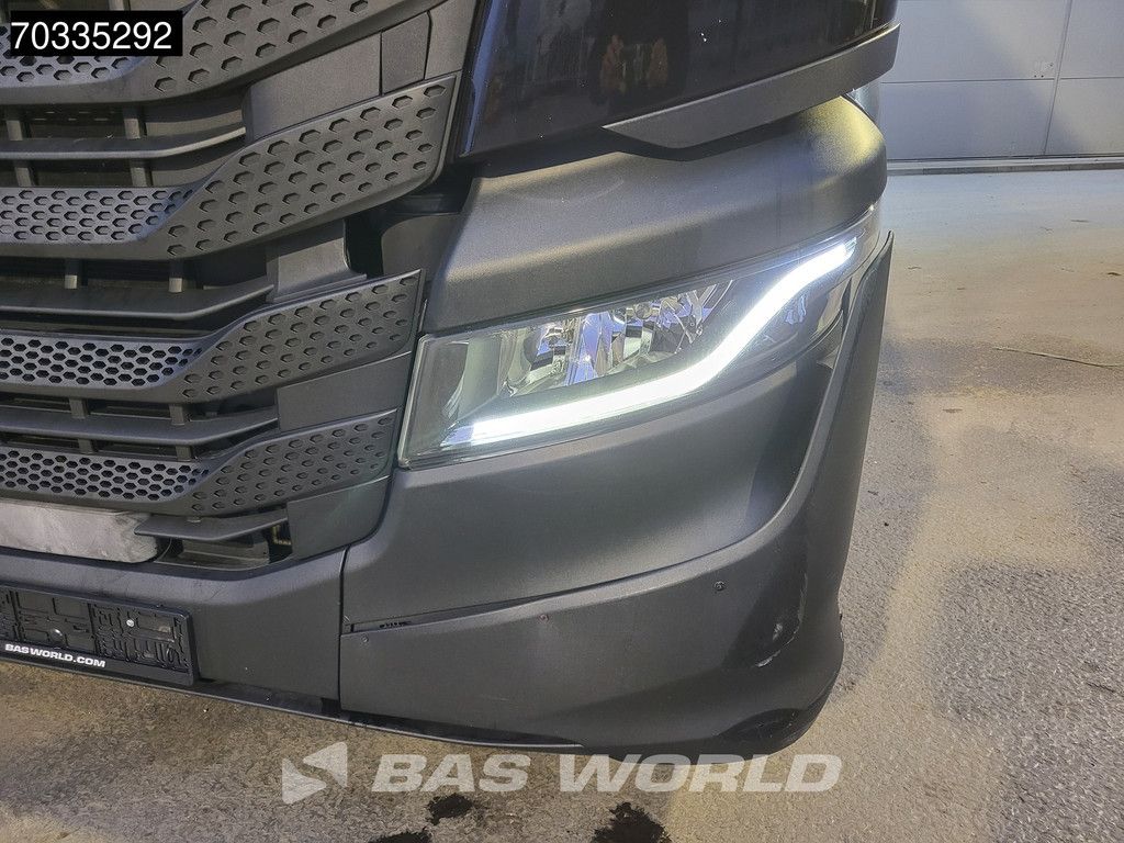 Iveco S-Way S-Way 510 4X2 ACC Navi 80% Tyres!