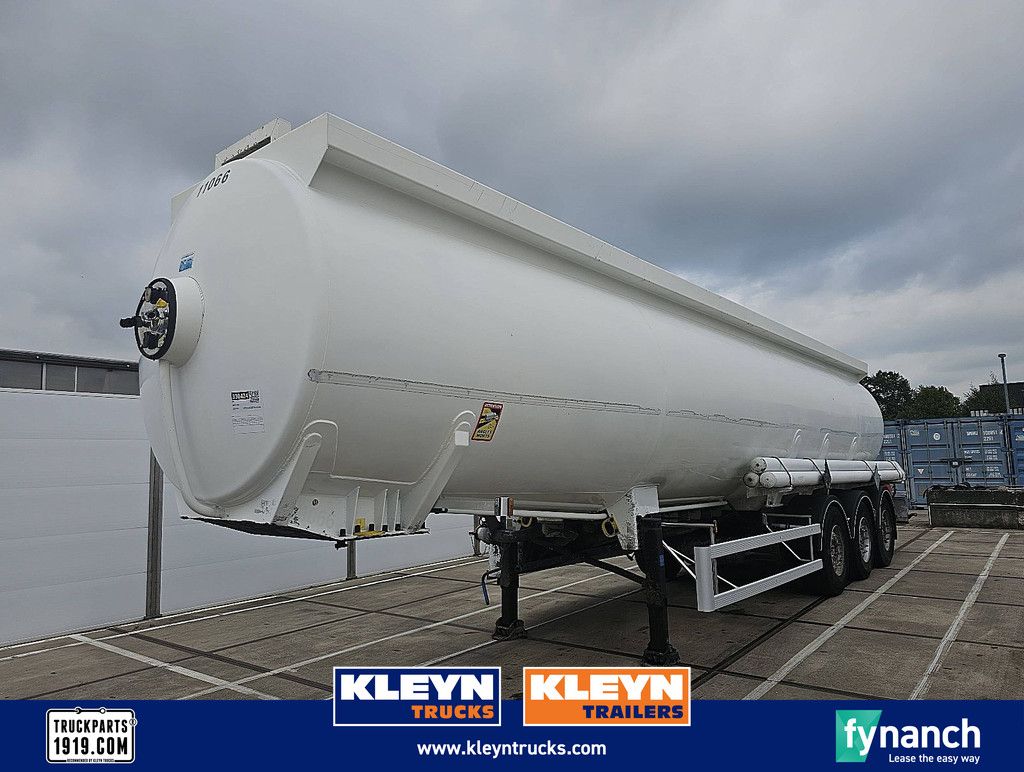 MAGYAR fuel 8 comp