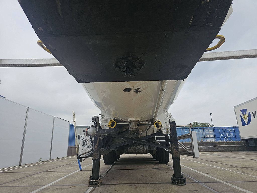 MAGYAR fuel 8 comp