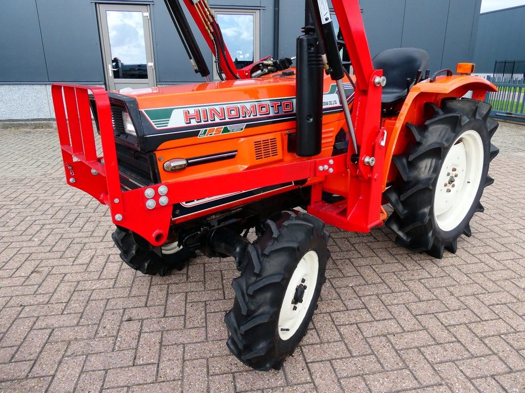 Hinomoto E2304 4wd