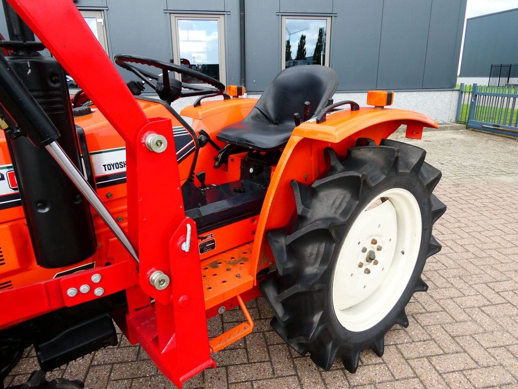 Hinomoto E2304 4wd