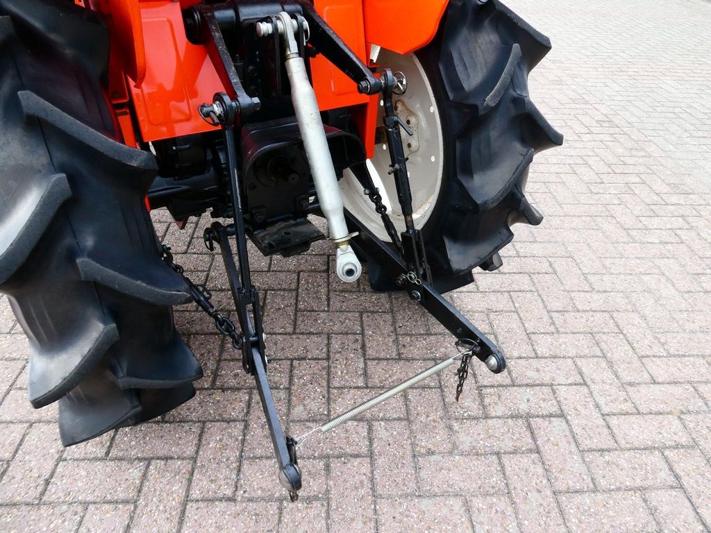 Hinomoto E2304 4wd
