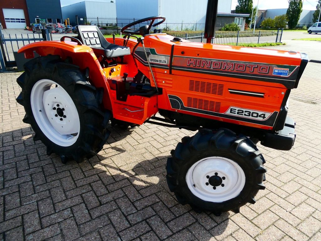 Hinomoto E2304 4wd