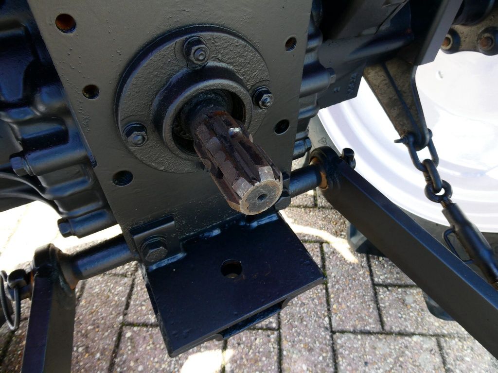 Hinomoto E2304 4wd