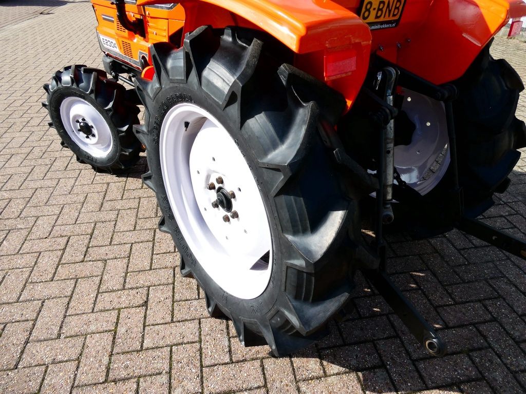 Hinomoto E2304 4wd