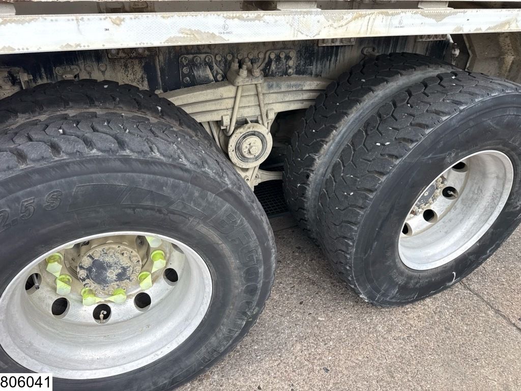 Volvo FMX 410 8x4, EURO 6, Liebherr 9m3,