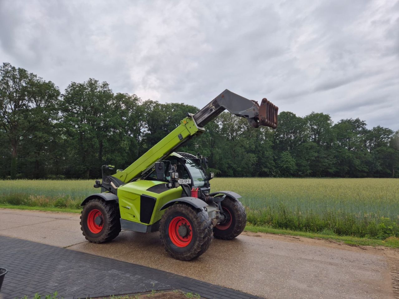 Claas 746 Scorpion Varipower