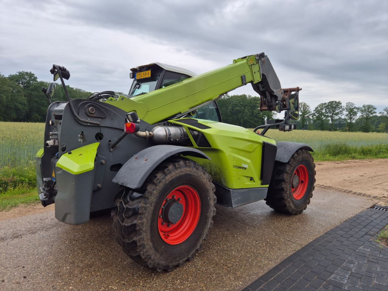 Claas 746 Scorpion Varipower