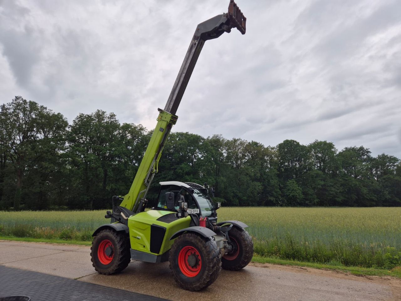 Claas 746 Scorpion Varipower