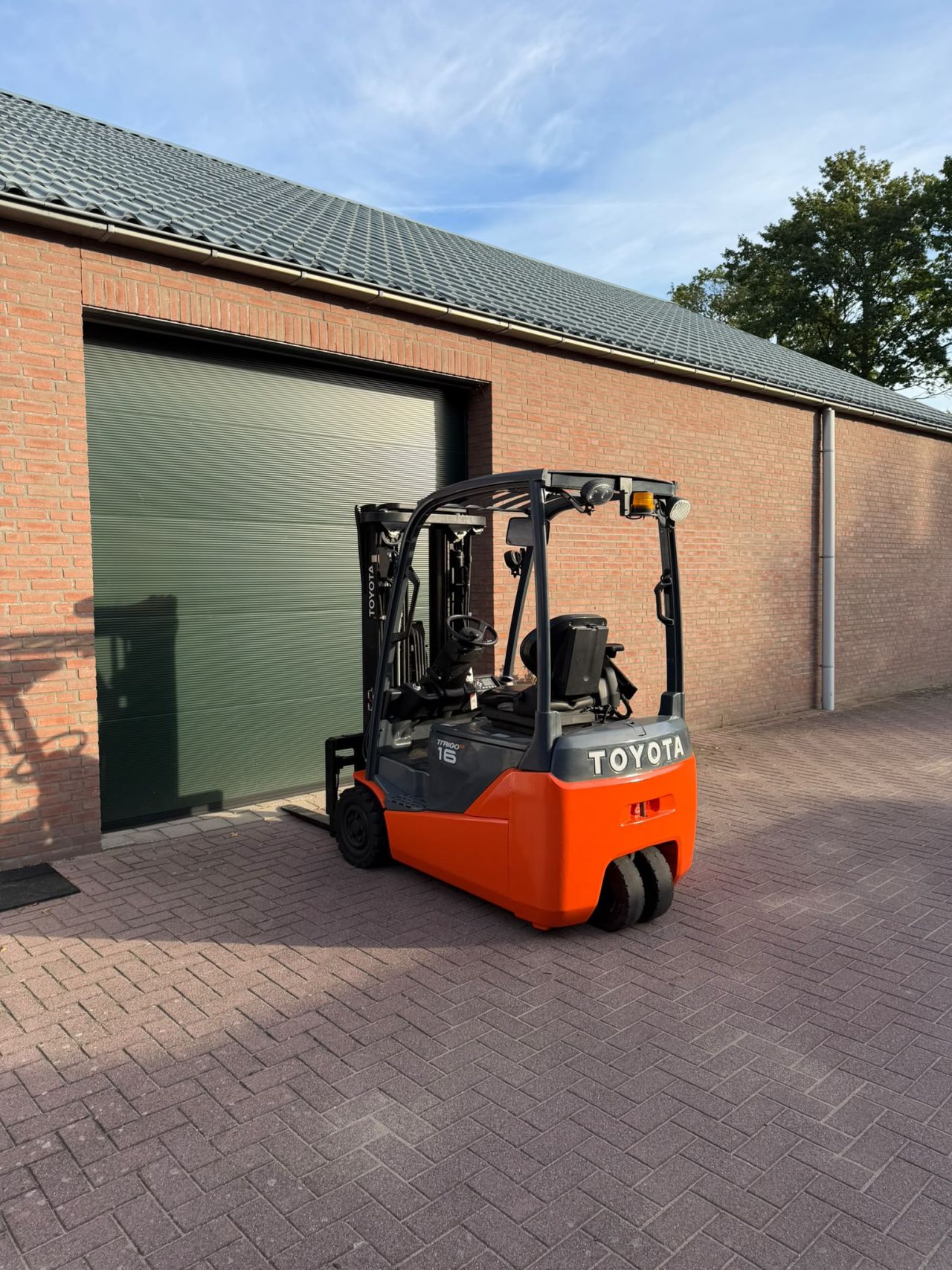 Toyota 8FBE16T triplo accu 2024 elektrische heftruck