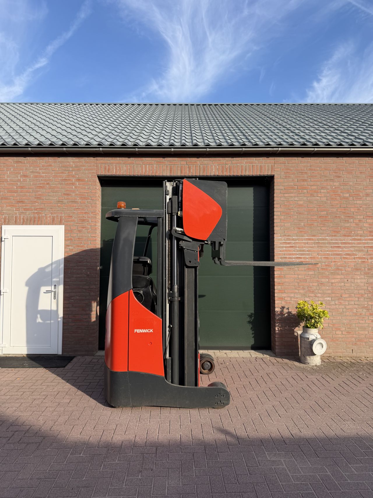 Linde R14X reachtruck 590 uur! Triplo 600cm