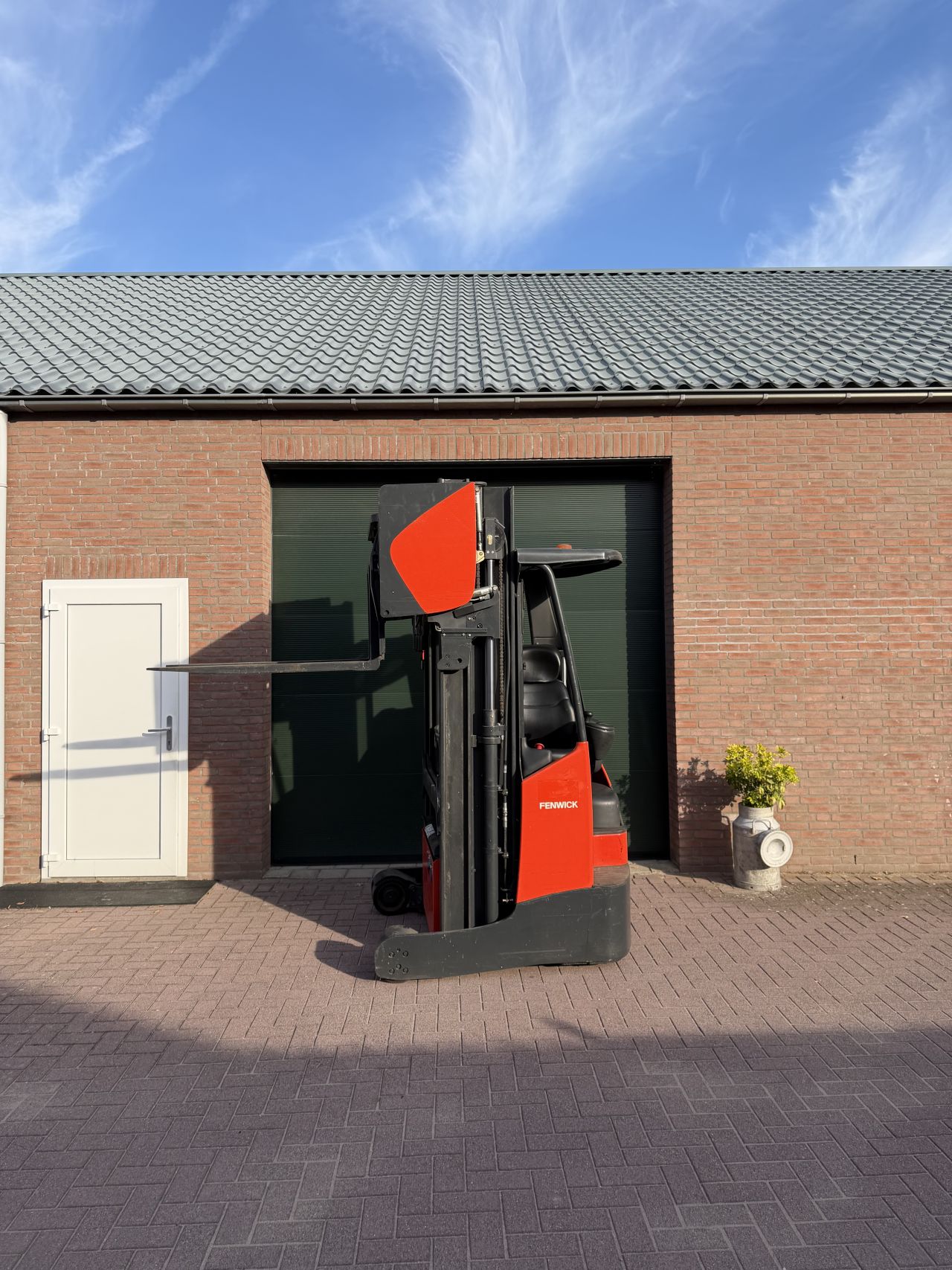 Linde R14X reachtruck 590 uur! Triplo 600cm