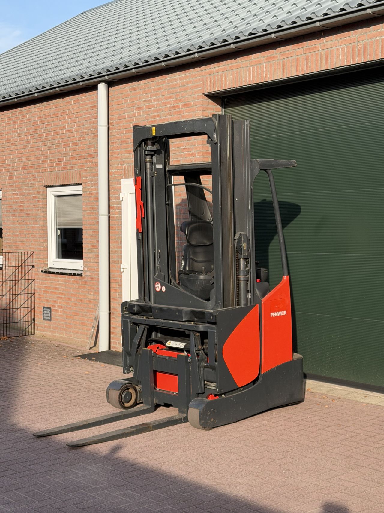 Linde R14X reachtruck 590 uur! Triplo 600cm