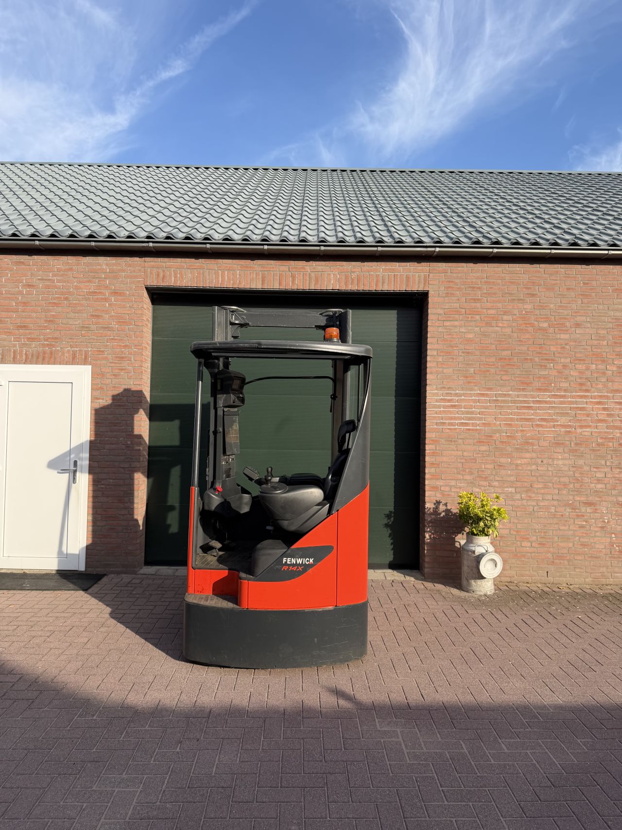 Linde R14X reachtruck 590 uur! Triplo 600cm