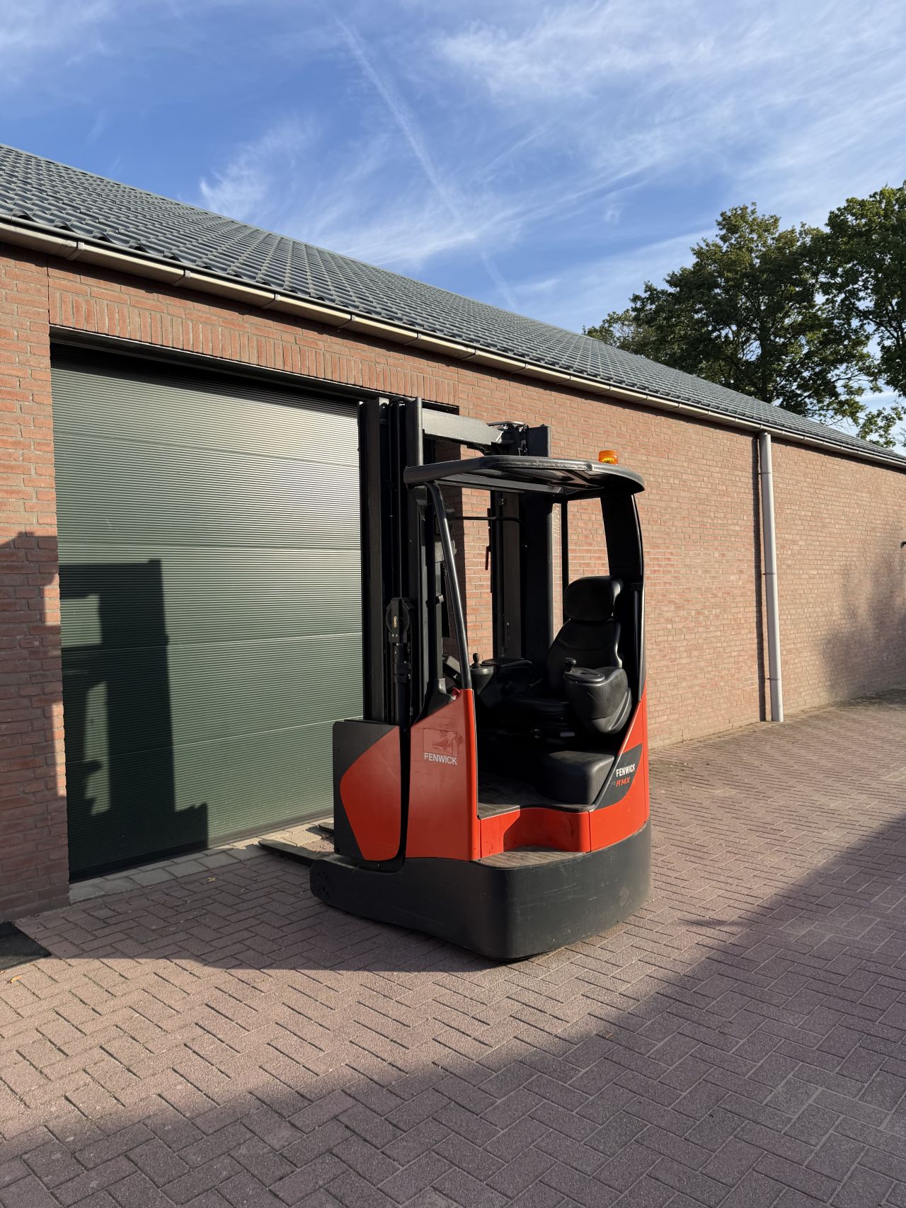 Linde R14X reachtruck 590 uur! Triplo 600cm