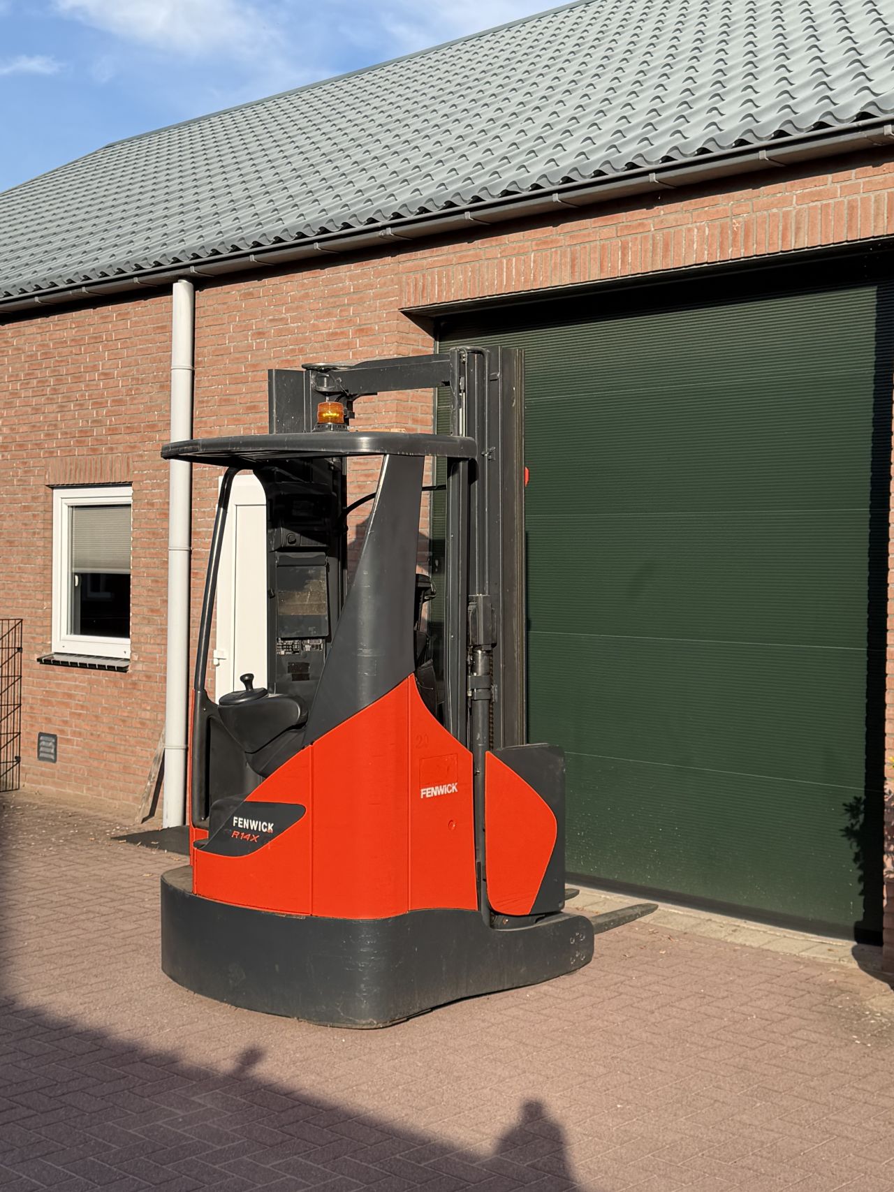 Linde R14X reachtruck 590 uur! Triplo 600cm