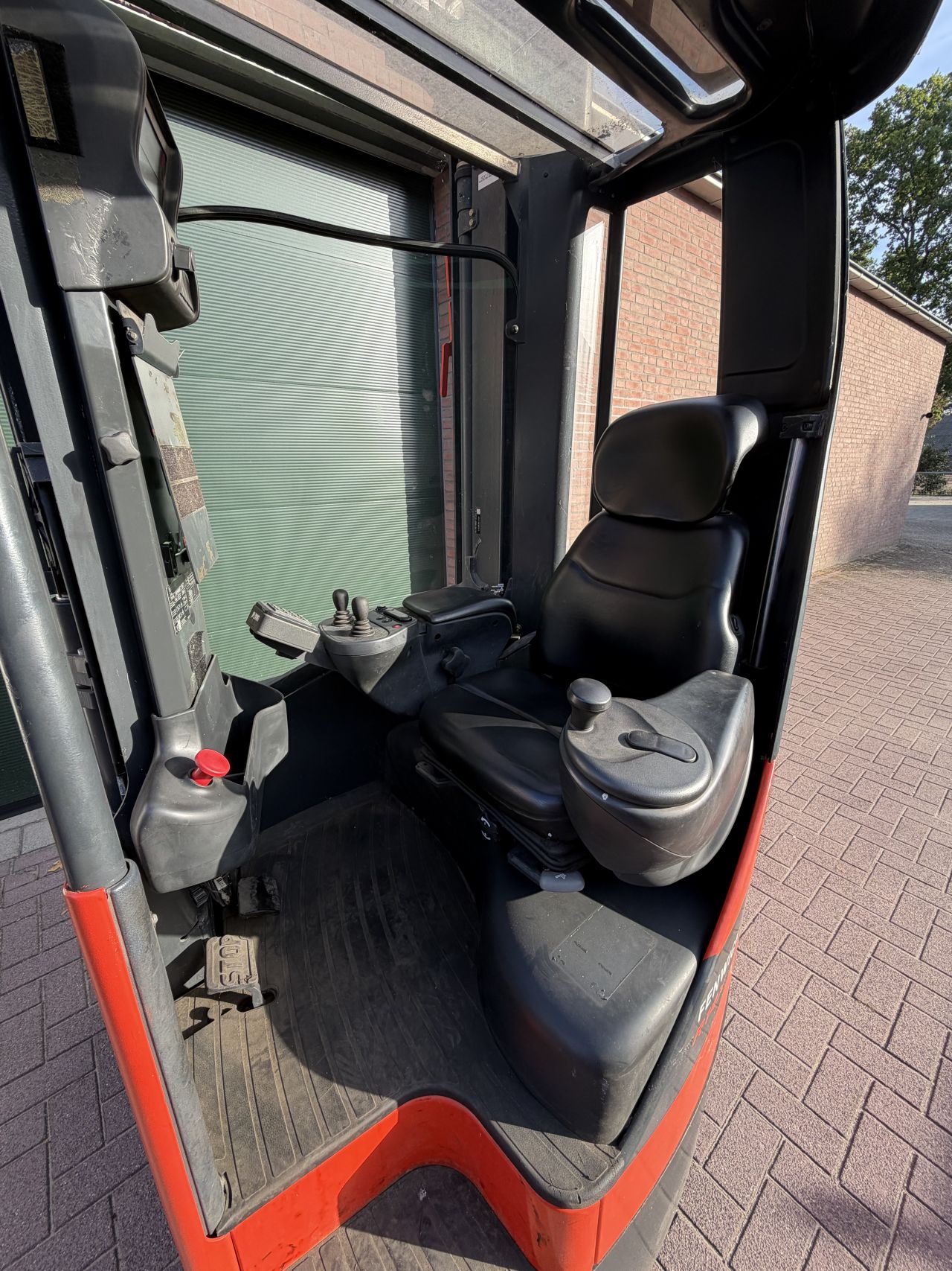 Linde R14X reachtruck 590 uur! Triplo 600cm