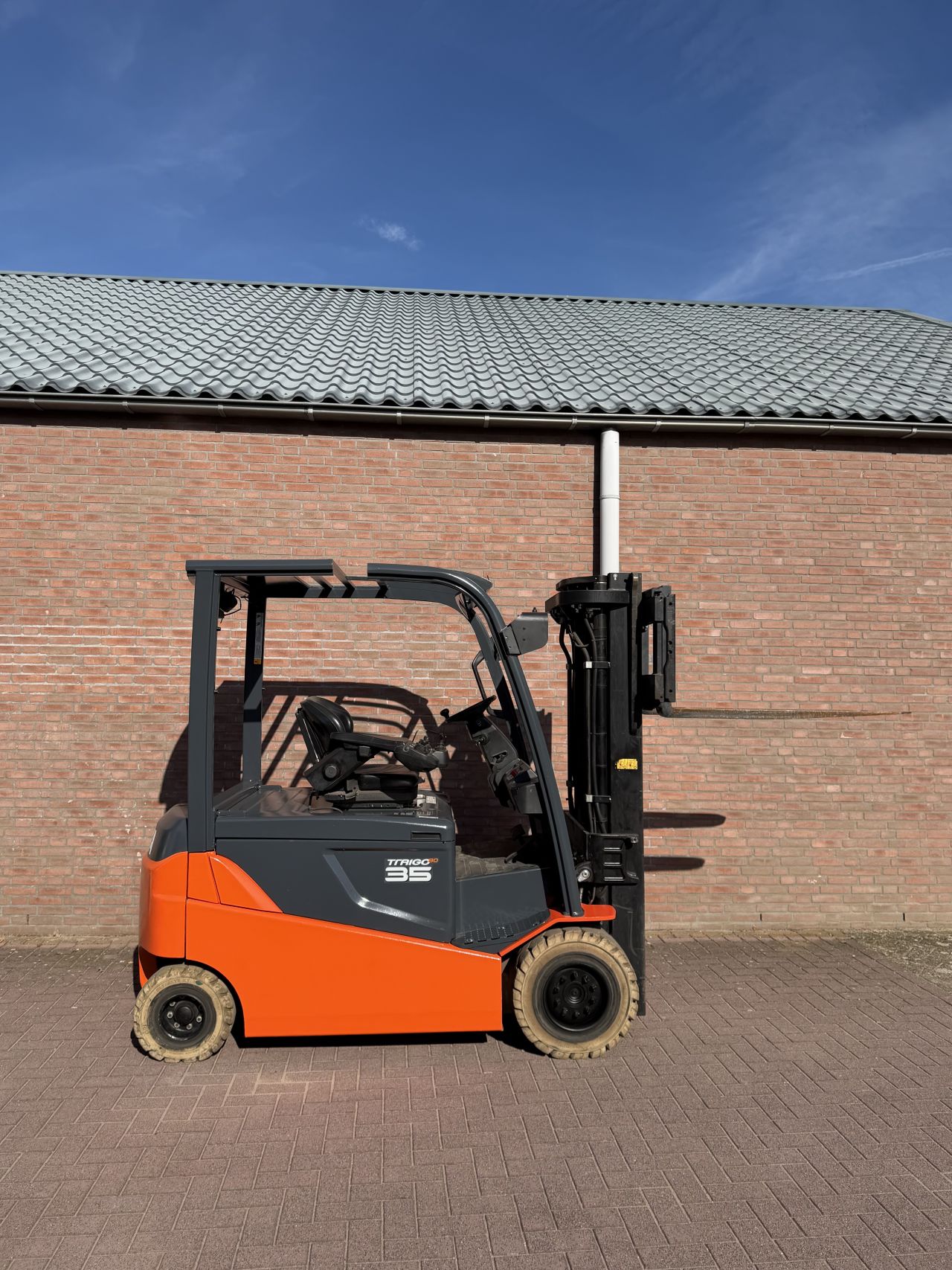 Toyota 8FBMT35 3500kg triplo elektrische heftruck