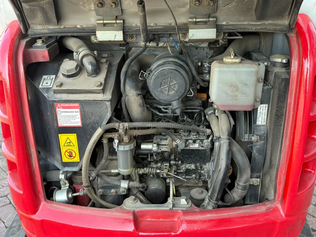 Takeuchi TB216