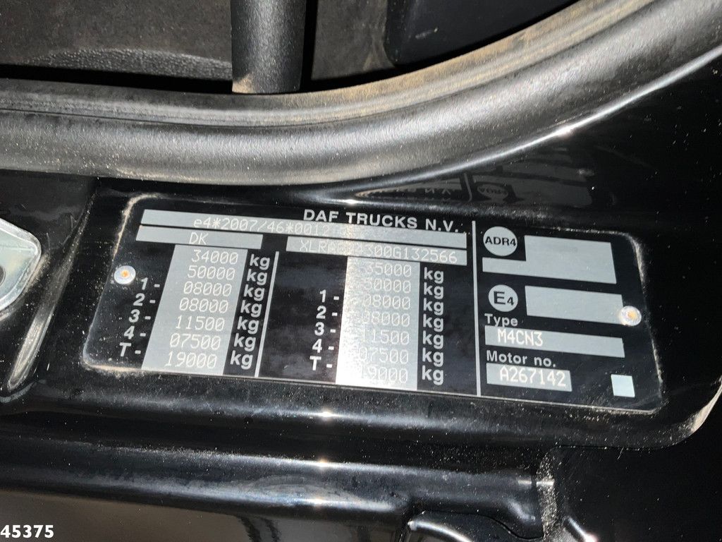 DAF FAX CF 480 Kipper met HMF 21 Tonmeter laadkraan