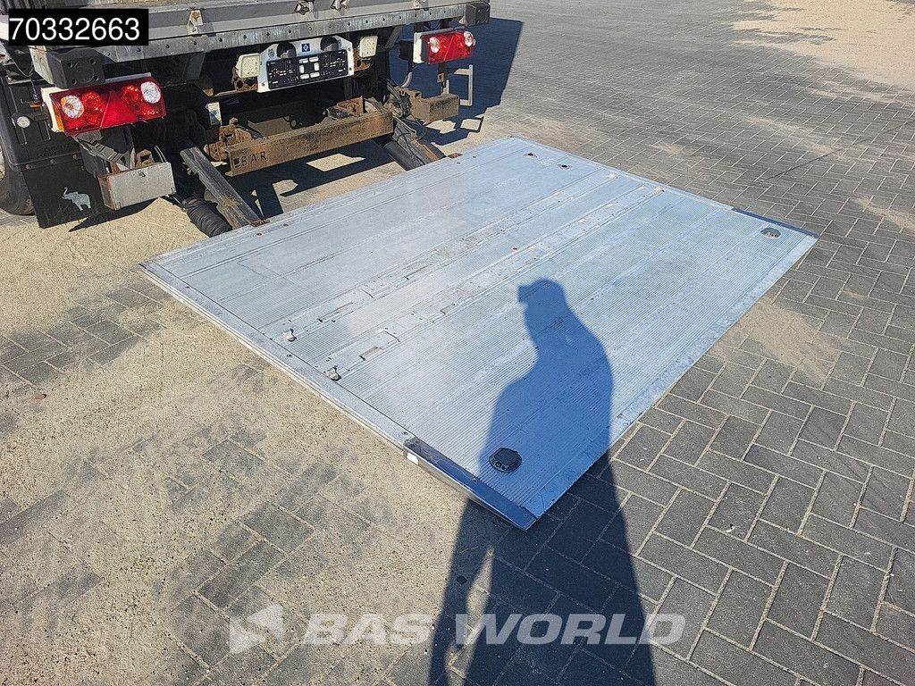 Schmitz SCB*D2 2 assen Laadklep