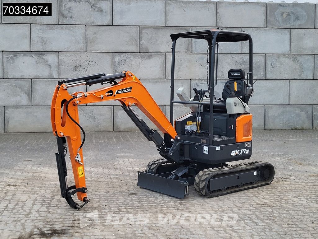 Develon DX17 Z-7