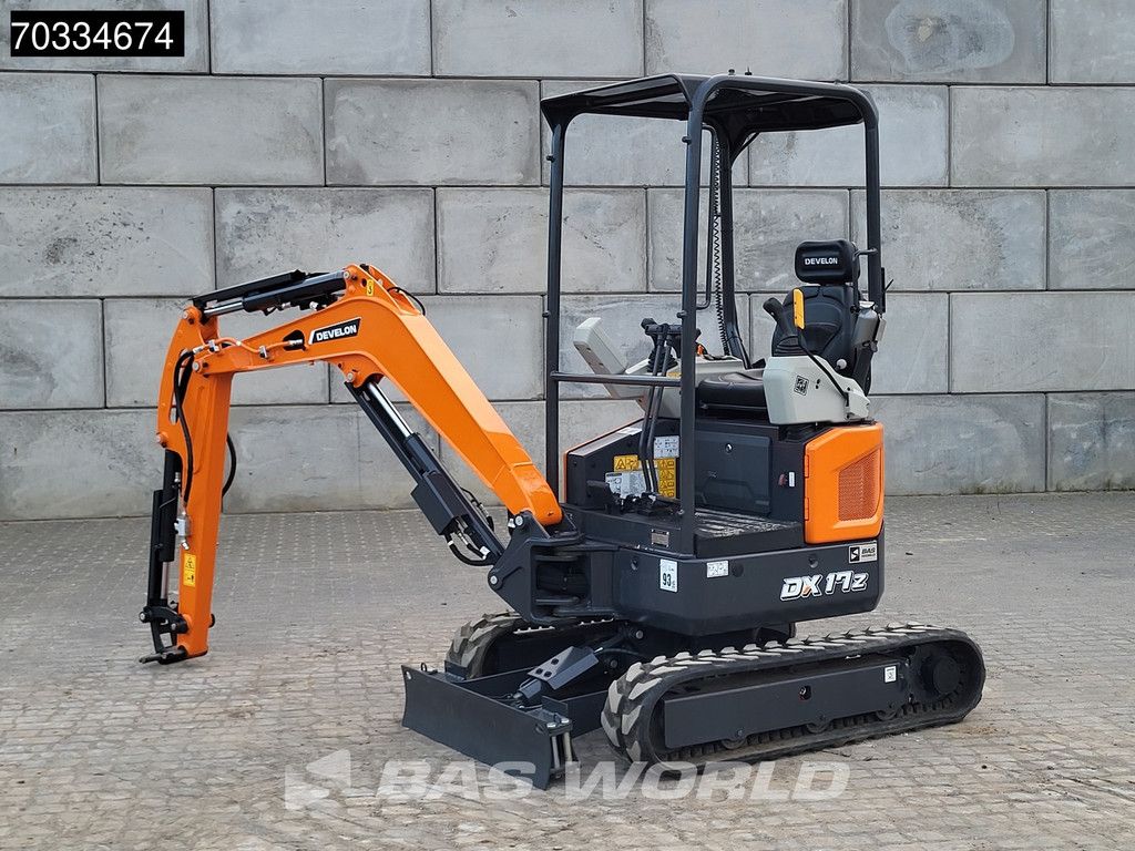 Develon DX17 Z-7