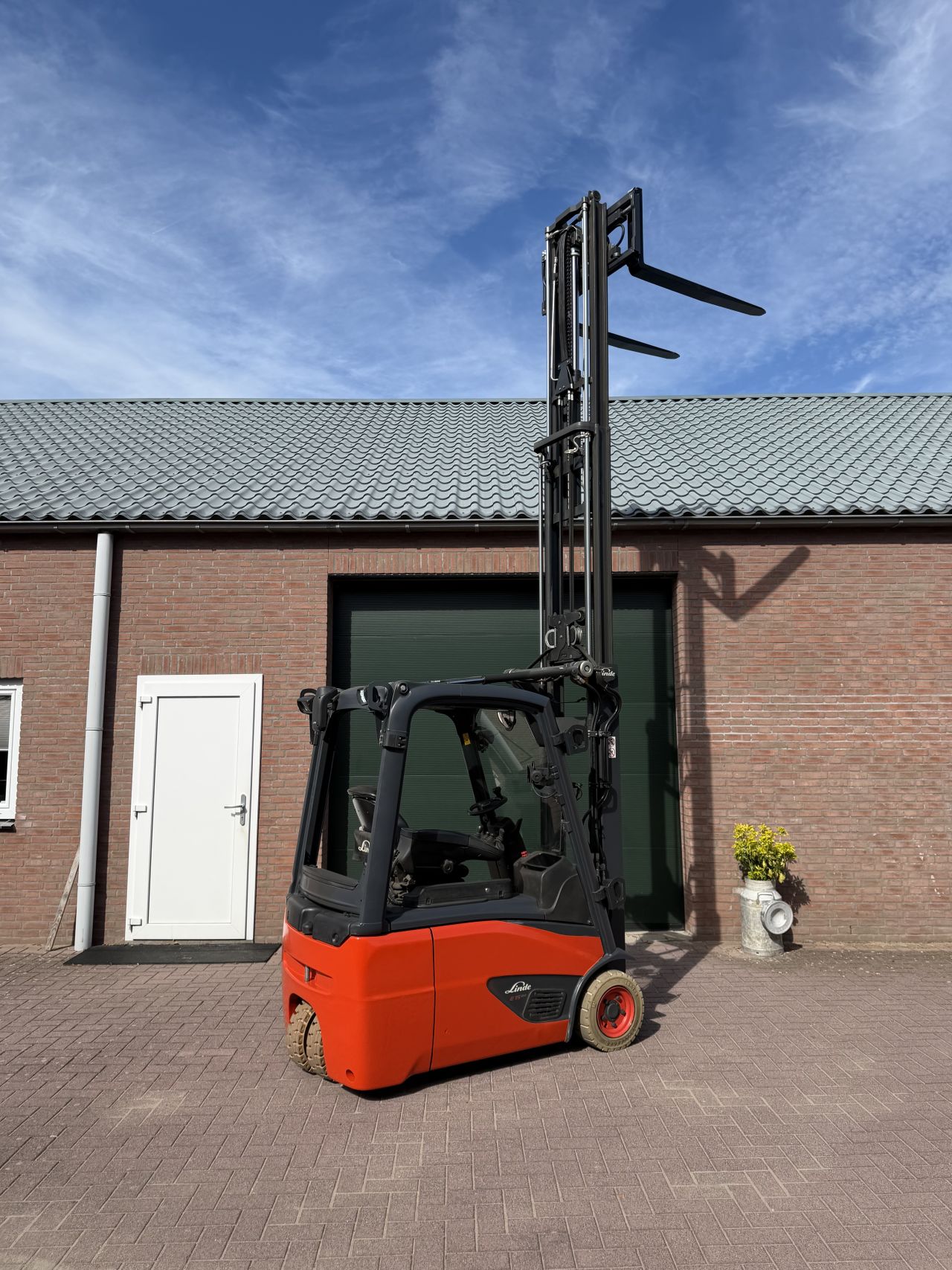 Linde E16-02 EVO triplo elektrische heftruck