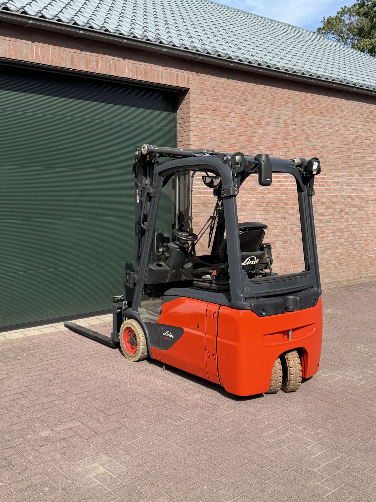 Linde E16-02 EVO triplo elektrische heftruck