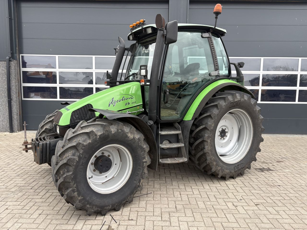 Deutz agrotron 85 Mk 3