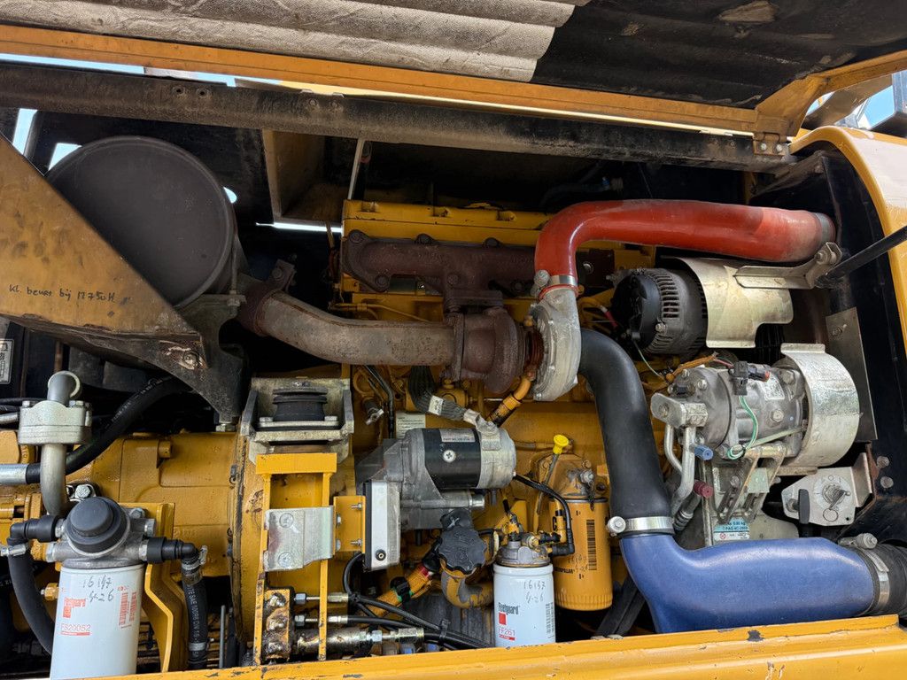 Caterpillar M315D