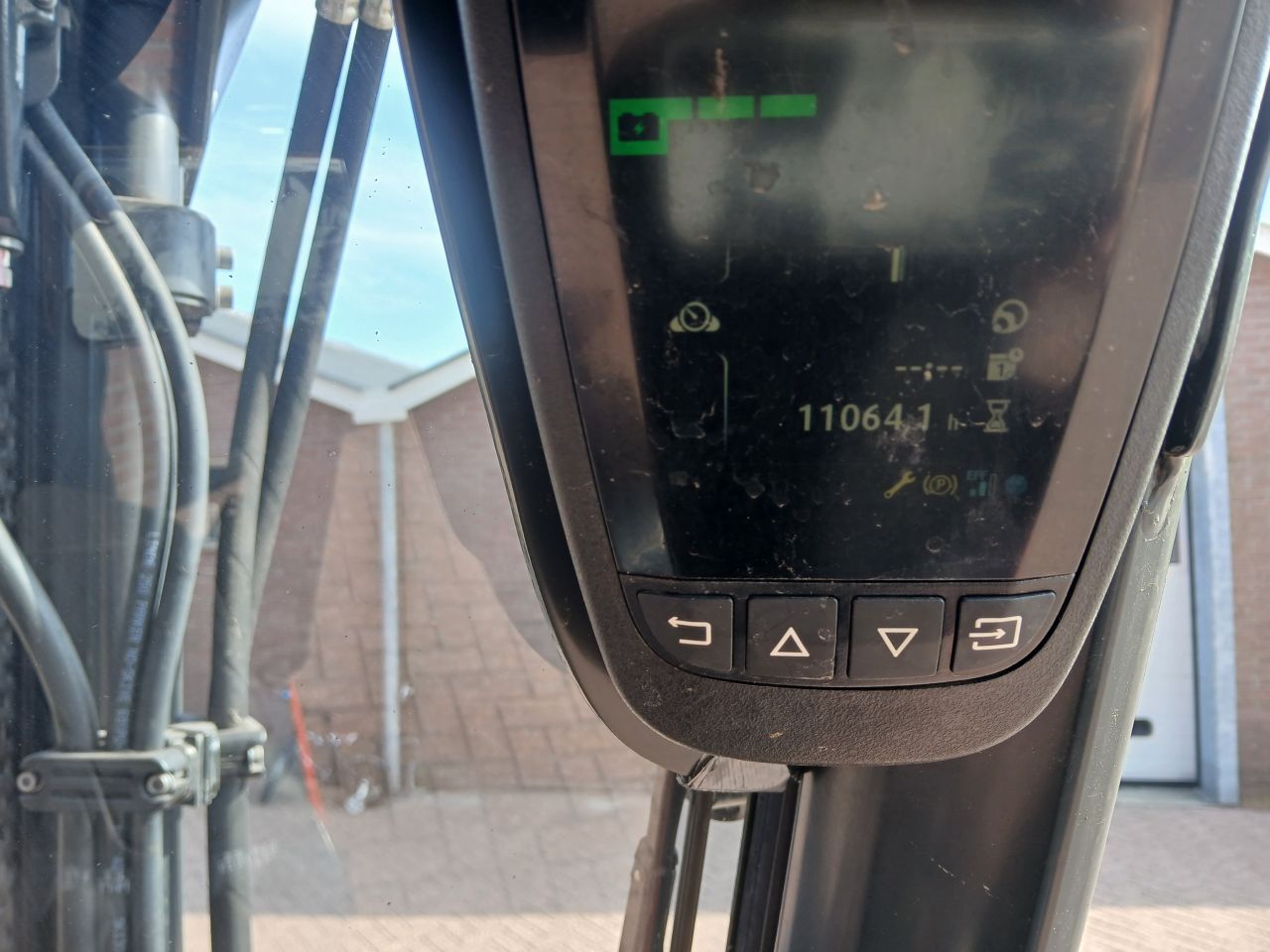 Linde e14-02 / vorkenversteller / side shift / 2019