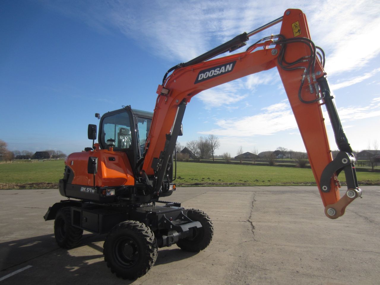 Develon DX57W-7