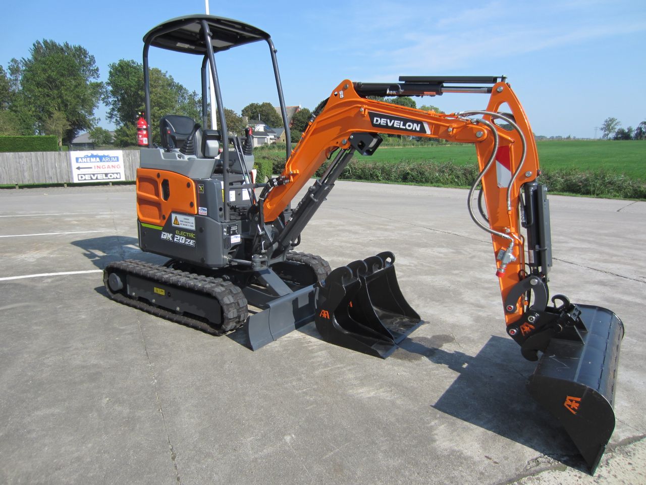 Develon DX20ze-7