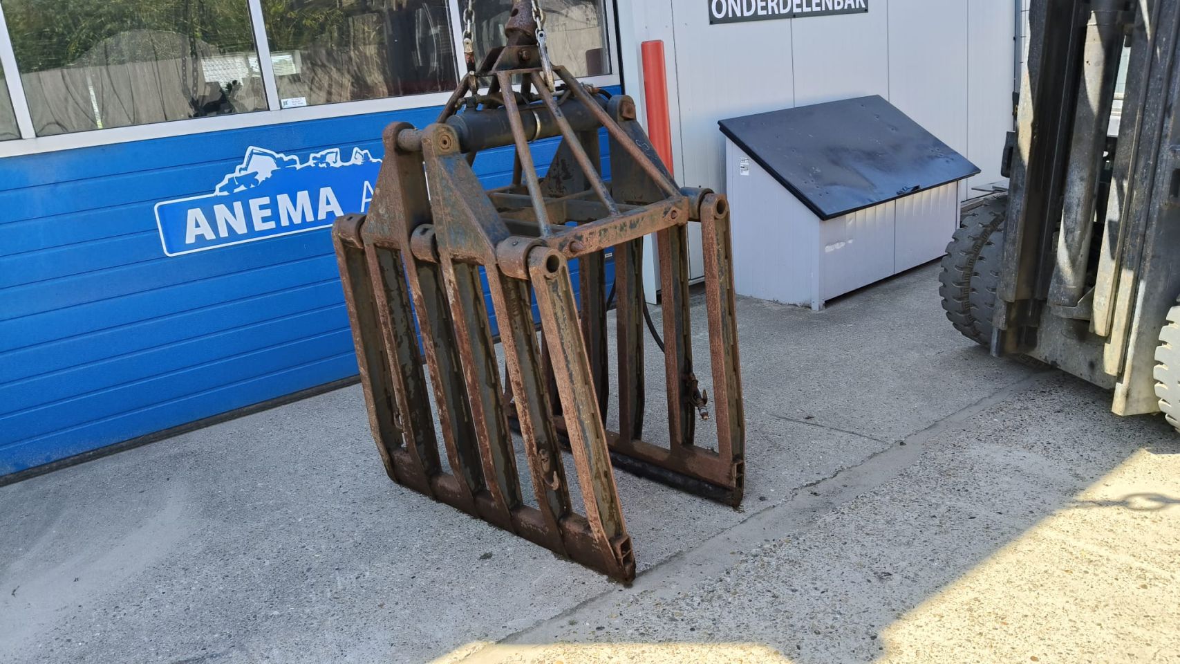 Stenenklem gebruikt