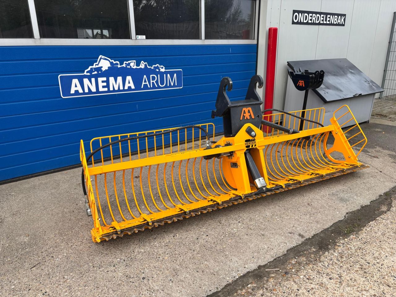 Maaikorf Herder MRLT 300