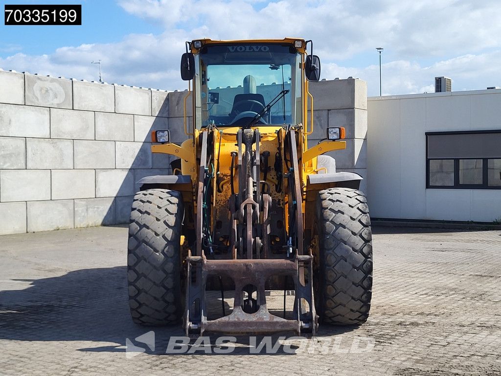 Volvo L70 E Low Hours!