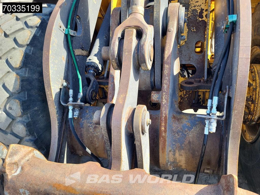 Volvo L70 E Low Hours!